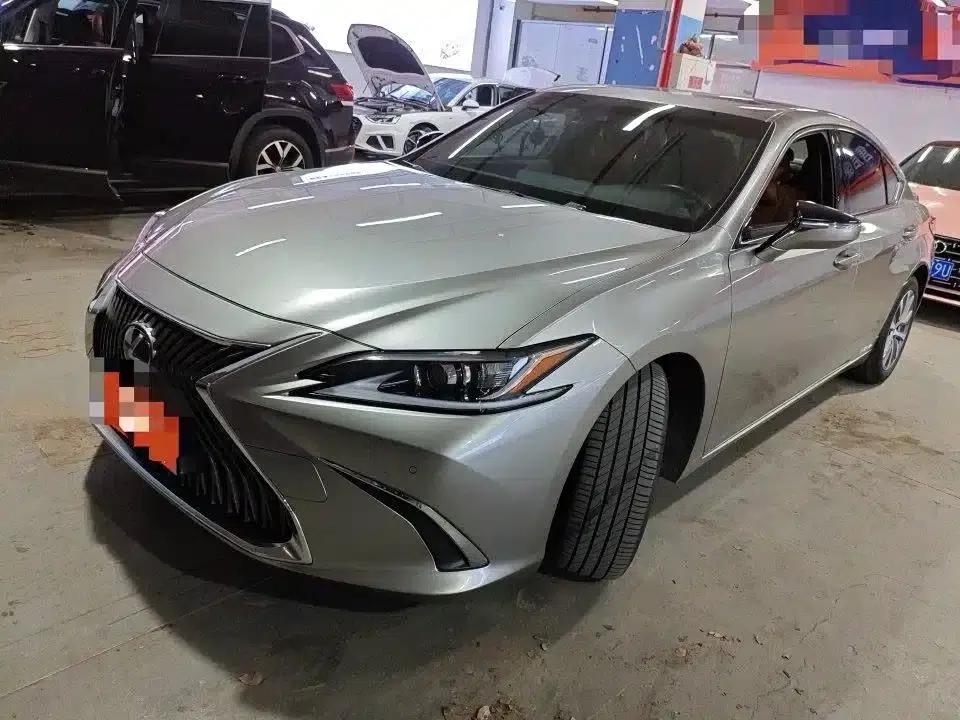 Lexus ES 2020 300h Premium Edition (China V Emission Standard) — миниатюра 1