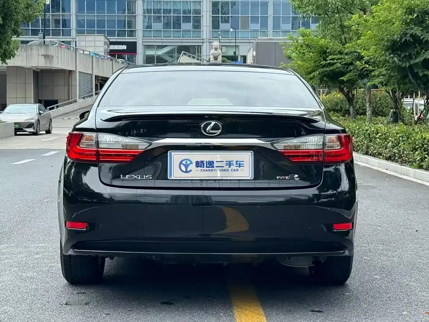 Lexus ES 2015 200 Elite Edition — миниатюра 5