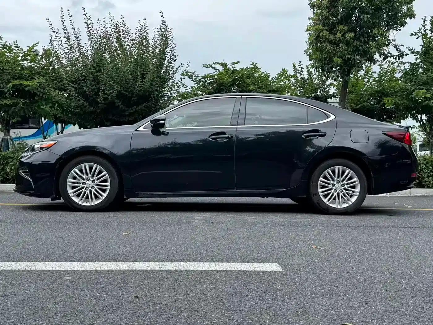 Lexus ES 2015 200 Elite Edition — миниатюра 7