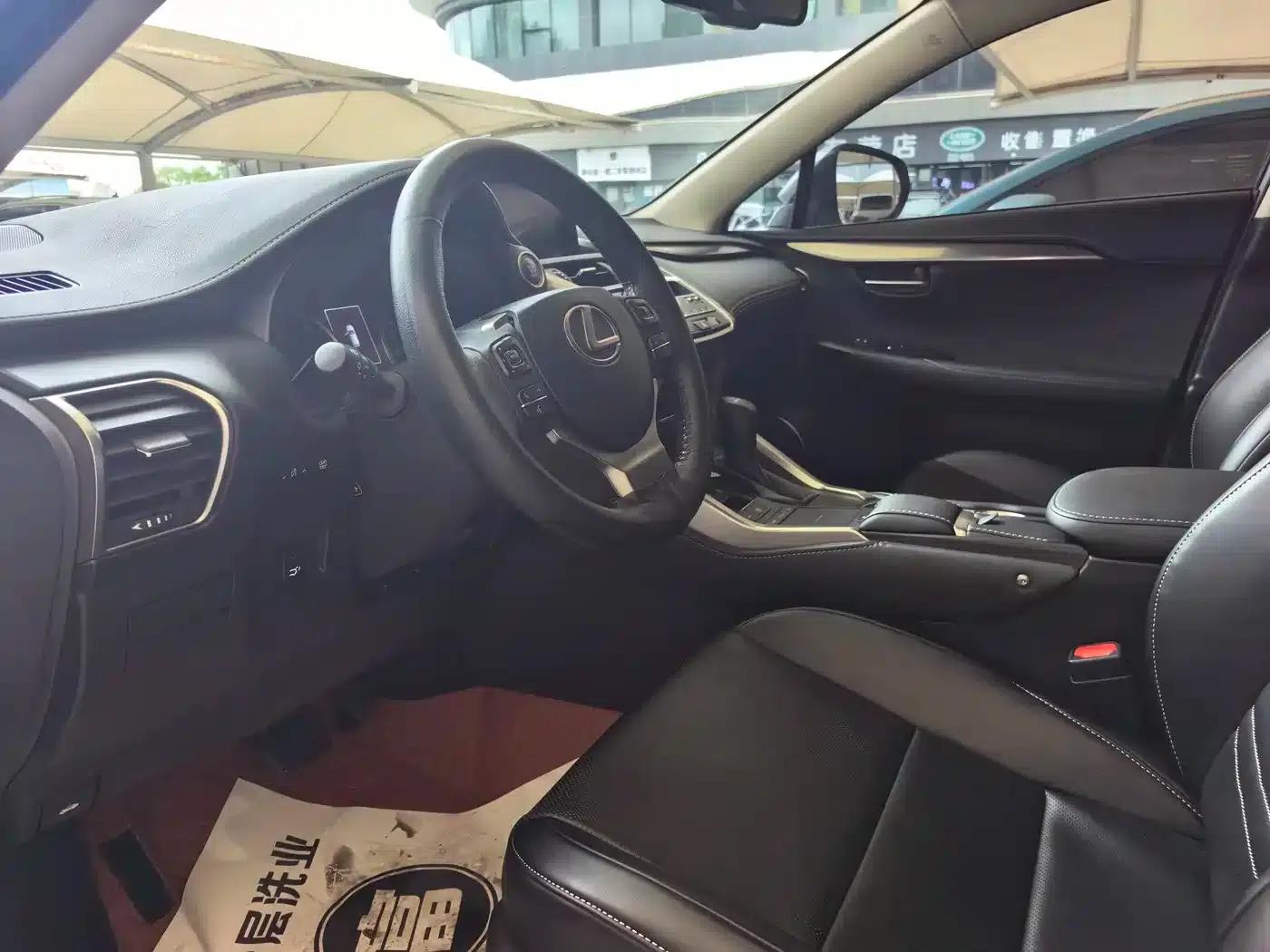Lexus NX 2020 200 FWD Sport Edition (China VI Emission Standard) — миниатюра 4