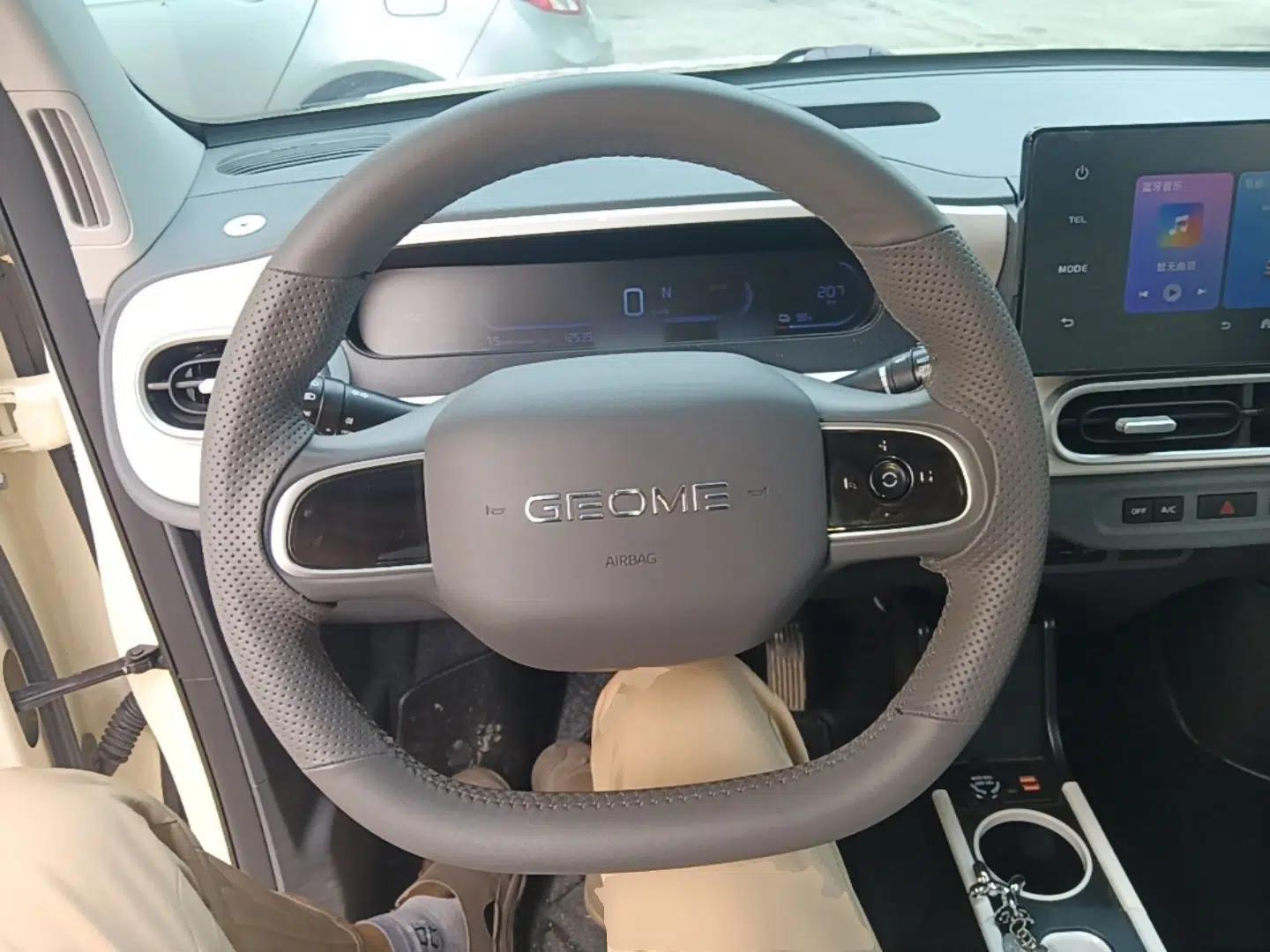 Geely Galaxy Panda 2025 210 km – Yuanqi Bear — миниатюра 13