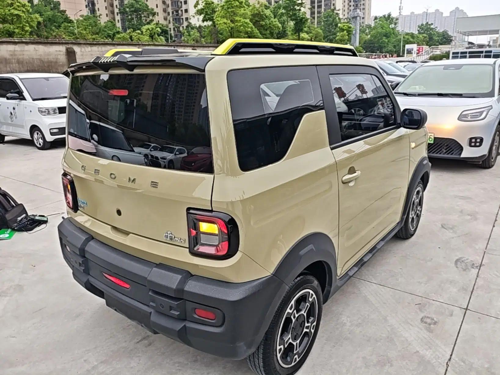 Geely Galaxy Panda 2024 200km Panda Rider — миниатюра 6