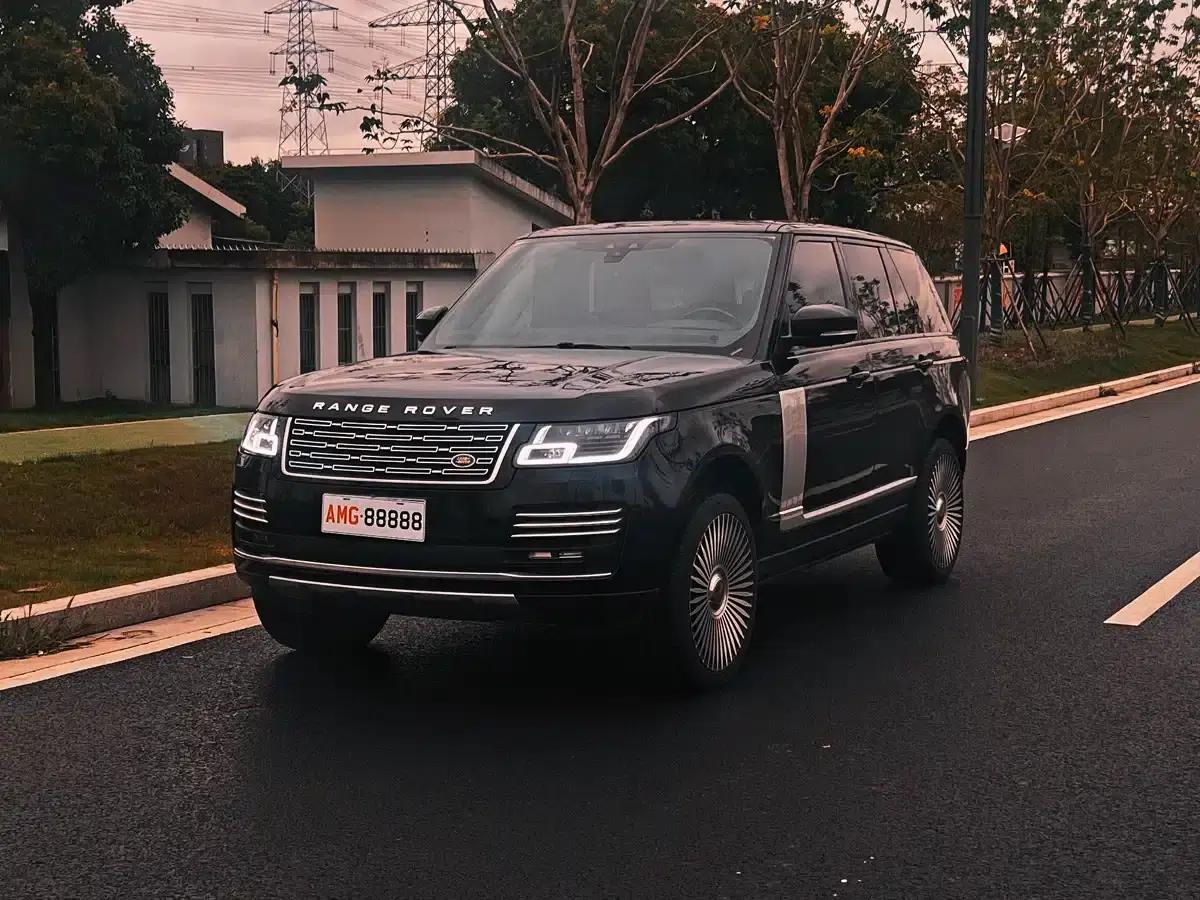 Range Rover 2018 3.0 SC V6 Grand Edition — миниатюра 1
