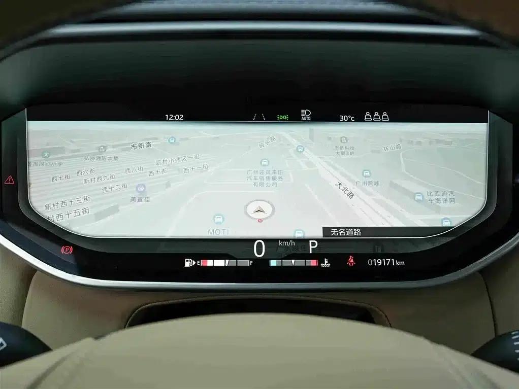 Range Rover Sport 2025 400PS Dynamic SE — миниатюра 8