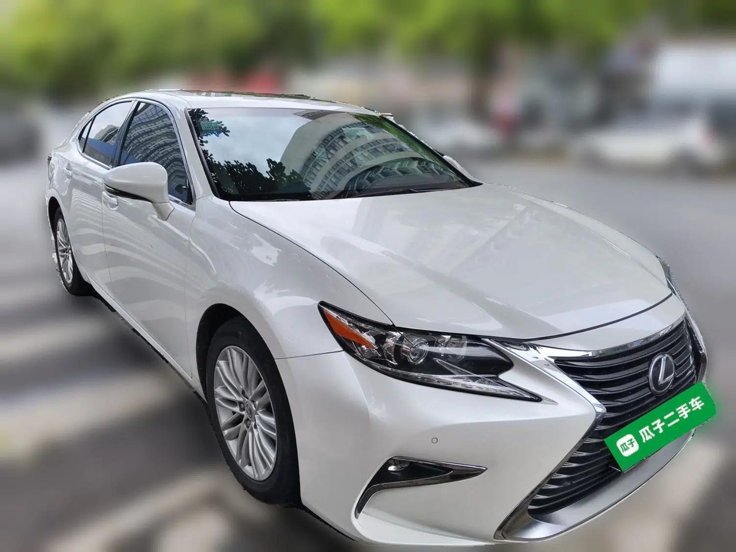 Lexus ES 2015 200 Elite Edition — миниатюра 3