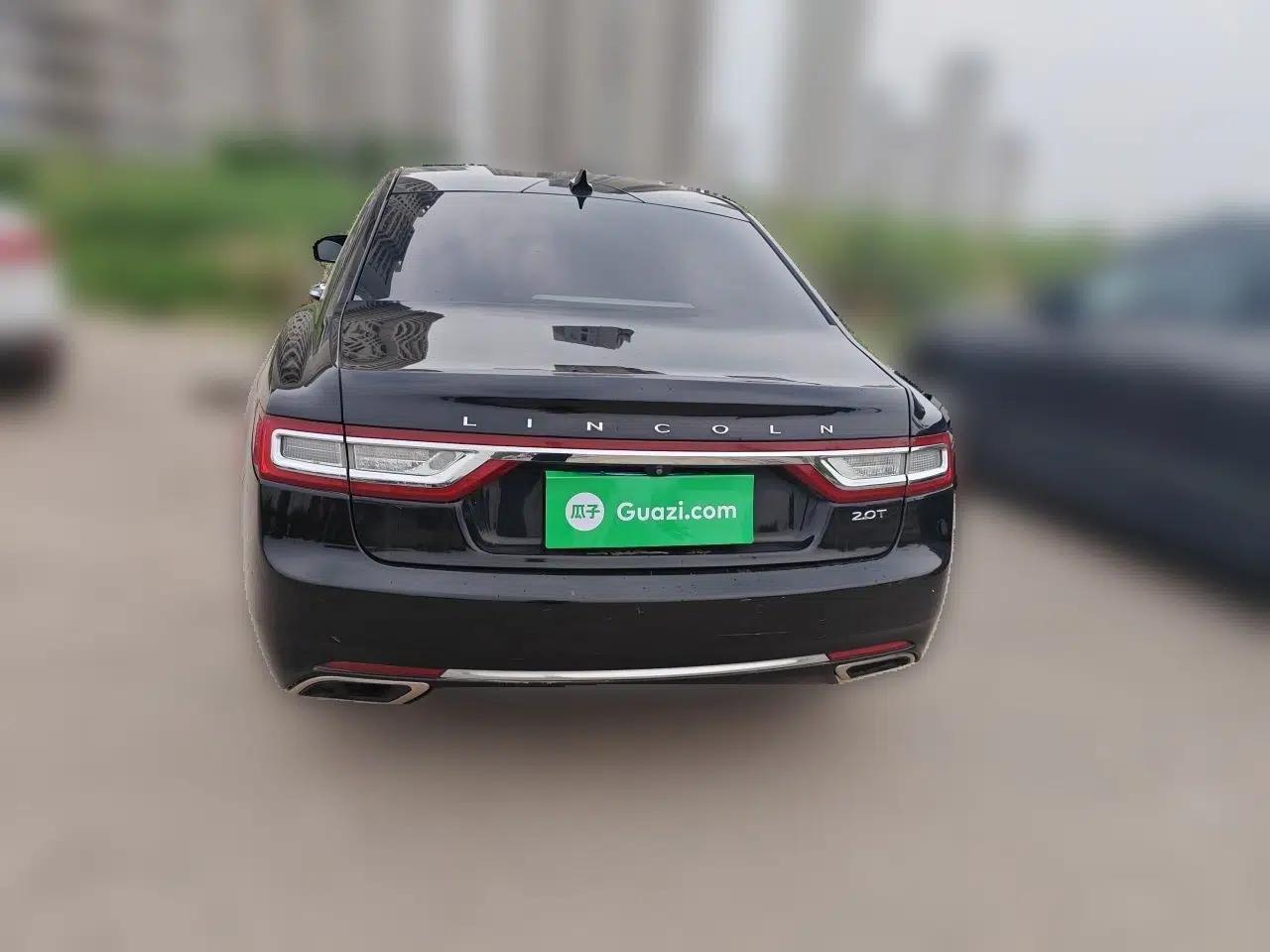 Lincoln Continental 2018 2.0T Two-Wheel Drive Deluxe Edition — миниатюра 5