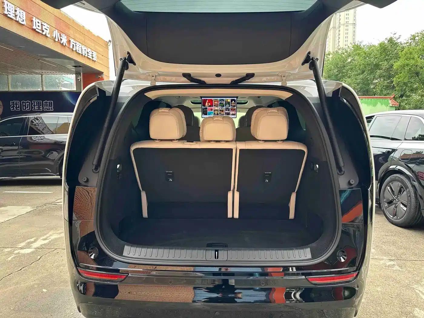 Li Auto MEGA 2025 Home Edition — миниатюра 16