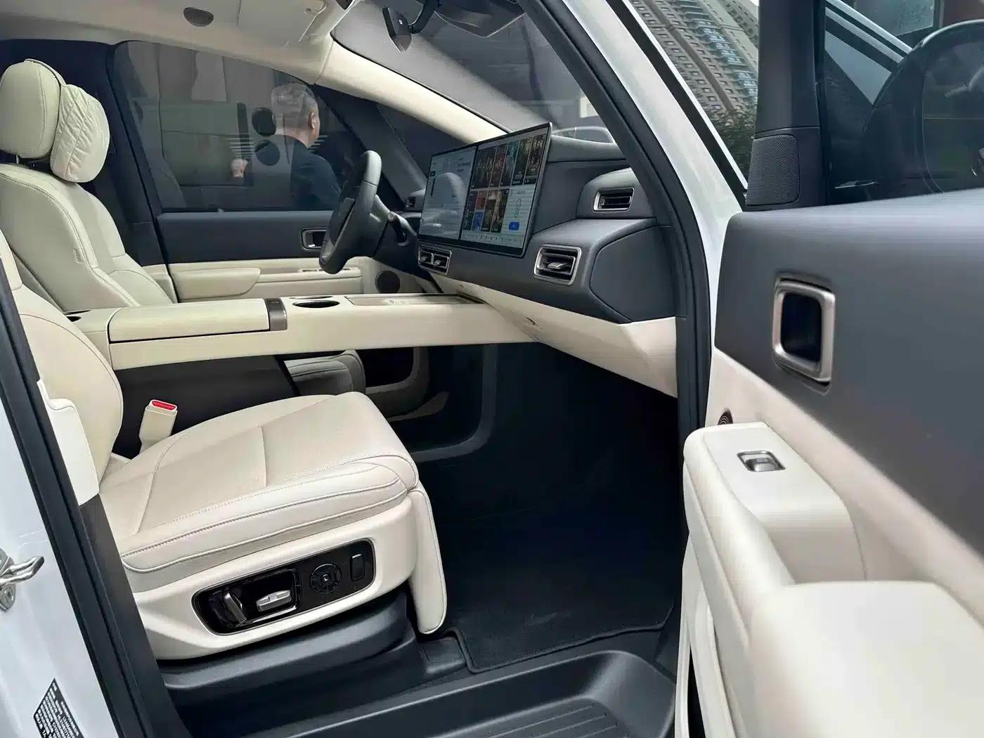 Li Auto MEGA 2025 Home Edition — миниатюра 7