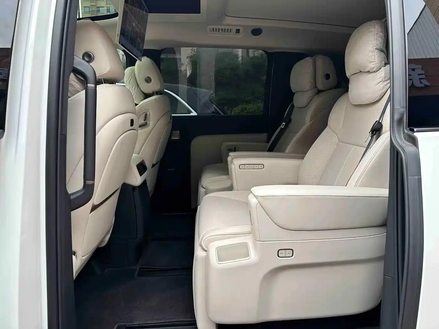 Li Auto MEGA 2025 Home Edition — миниатюра 10