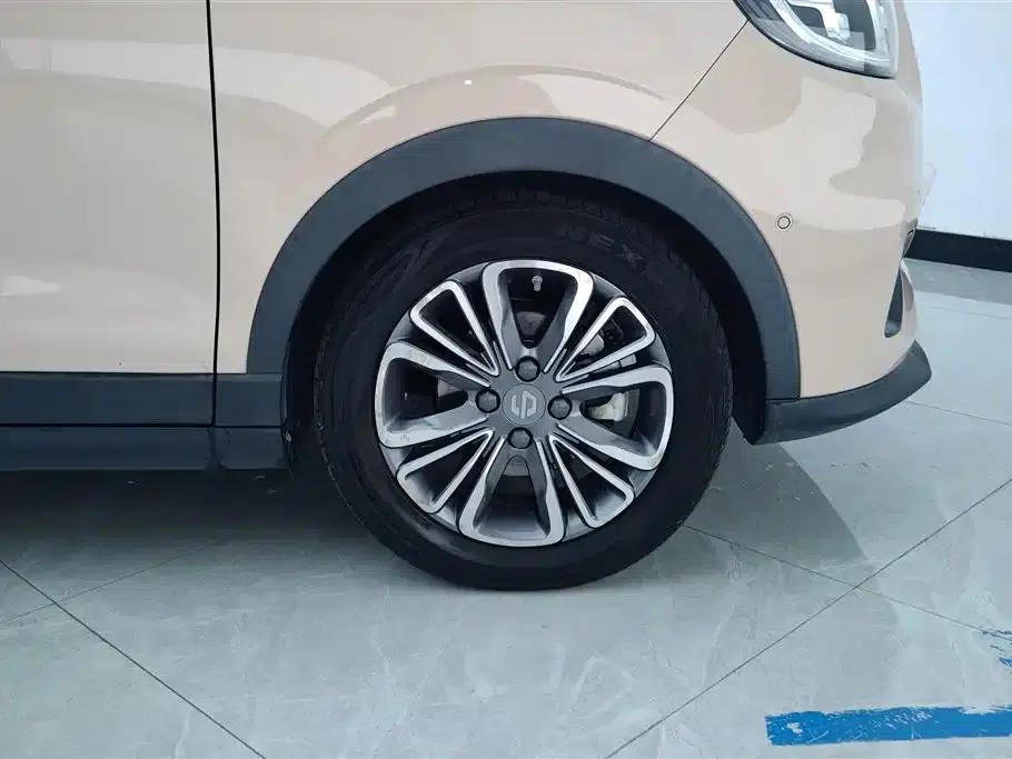 Leapmotor T03 2021 400 Luxury Edition — миниатюра 6