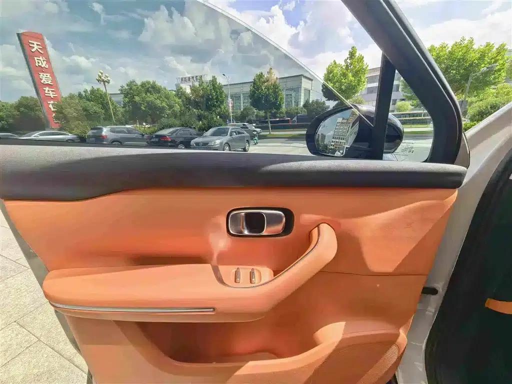 Leapmotor C10 2024 Model 210 Smart Edition — миниатюра 12