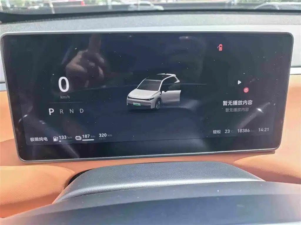 Leapmotor C10 2024 Model 210 Smart Edition — миниатюра 13