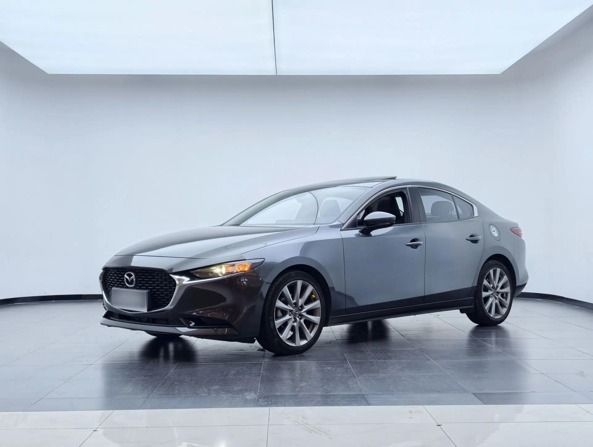 Mazda 3 Axela 2021 2.0L Automatic Zhiya Edition — миниатюра 1