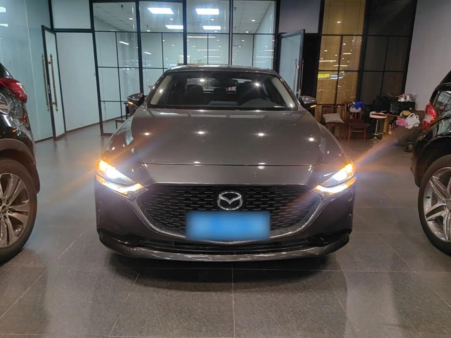 Mazda 3 Axela 2021 2.0L Automatic Zhiya Edition — миниатюра 2