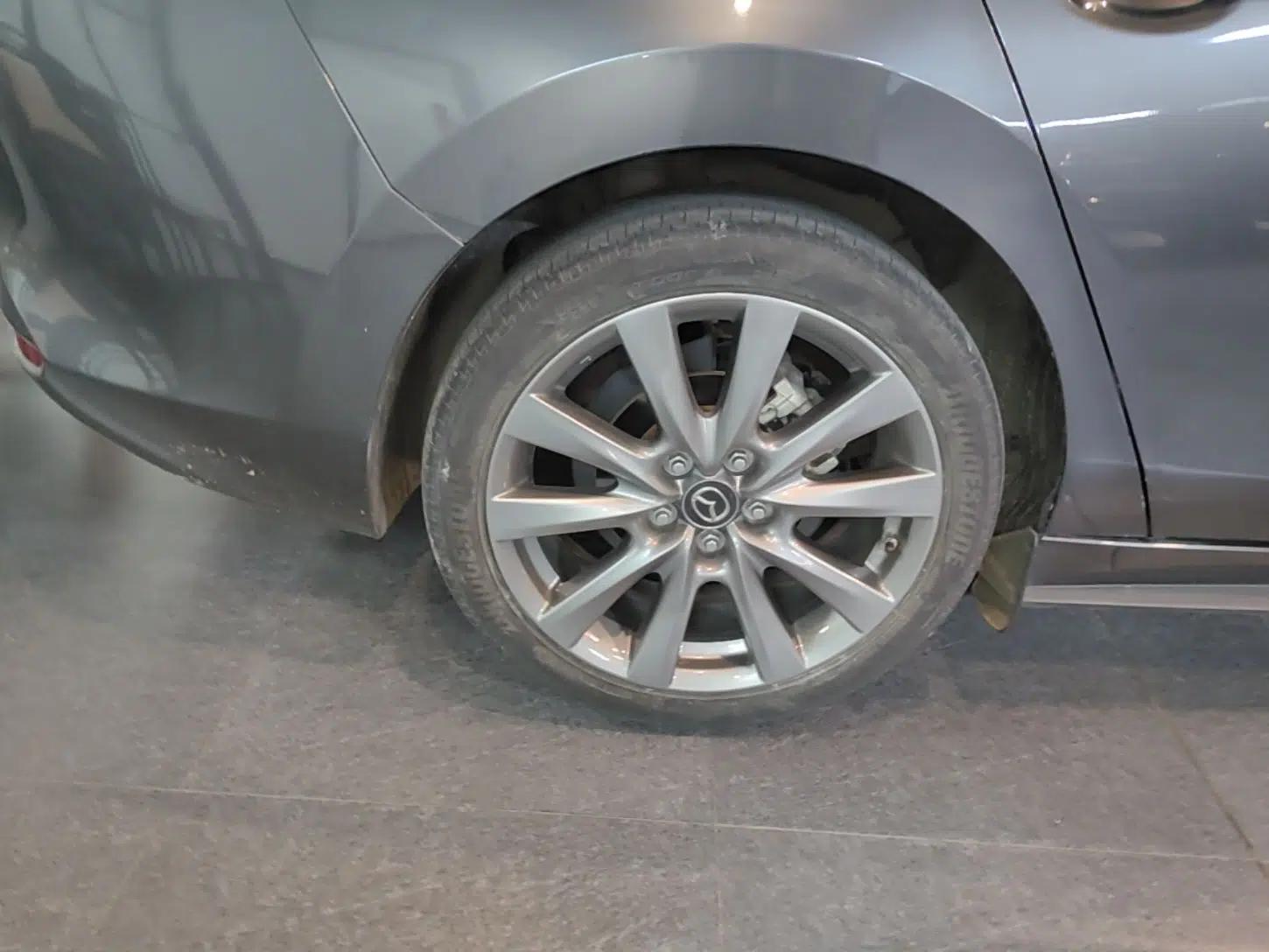 Mazda 3 Axela 2021 2.0L Automatic Zhiya Edition — миниатюра 11