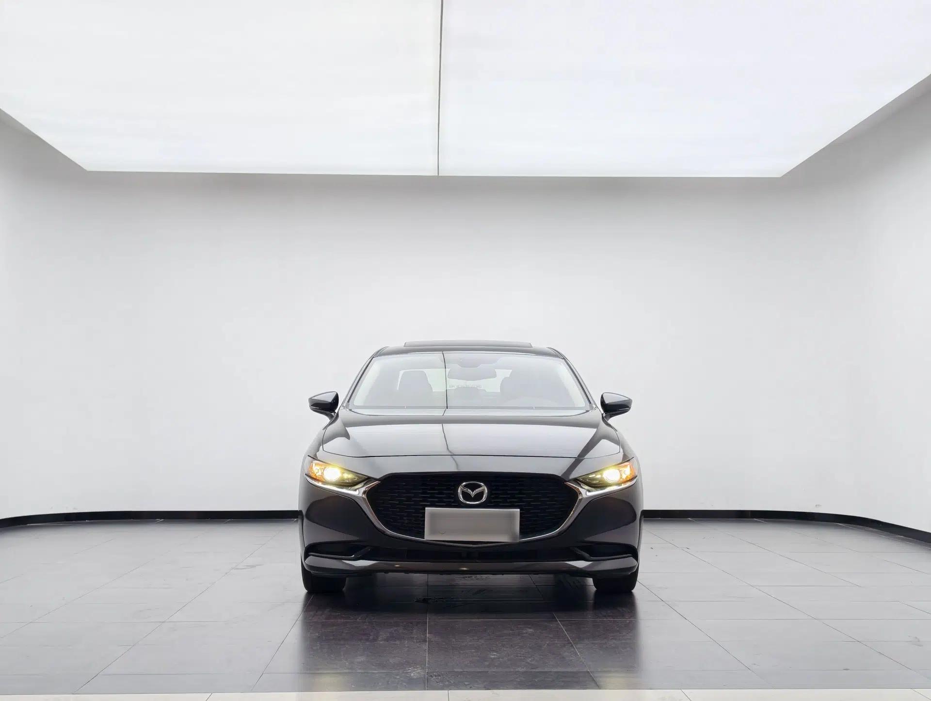 Mazda 3 Axela 2021 2.0L Automatic Zhiya Edition — миниатюра 12