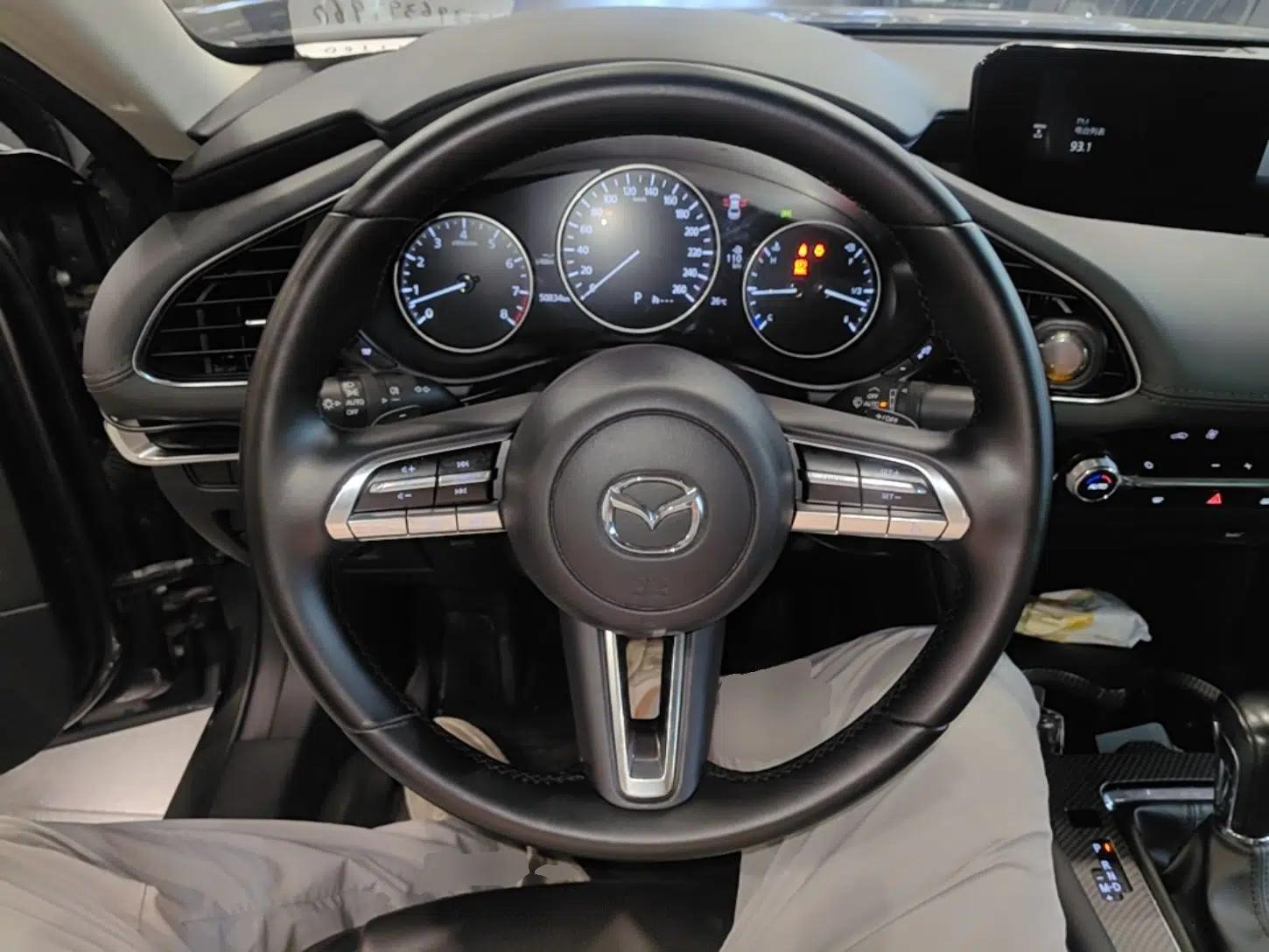 Mazda 3 Axela 2021 2.0L Automatic Zhiya Edition — миниатюра 19