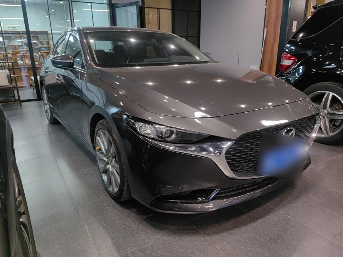 Mazda 3 Axela 2021 2.0L Automatic Zhiya Edition — миниатюра 3