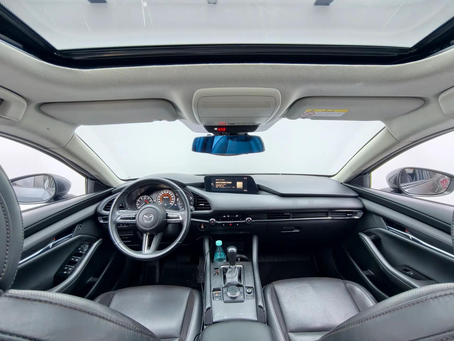 Mazda 3 Axela 2021 2.0L Automatic Zhiya Edition — миниатюра 29
