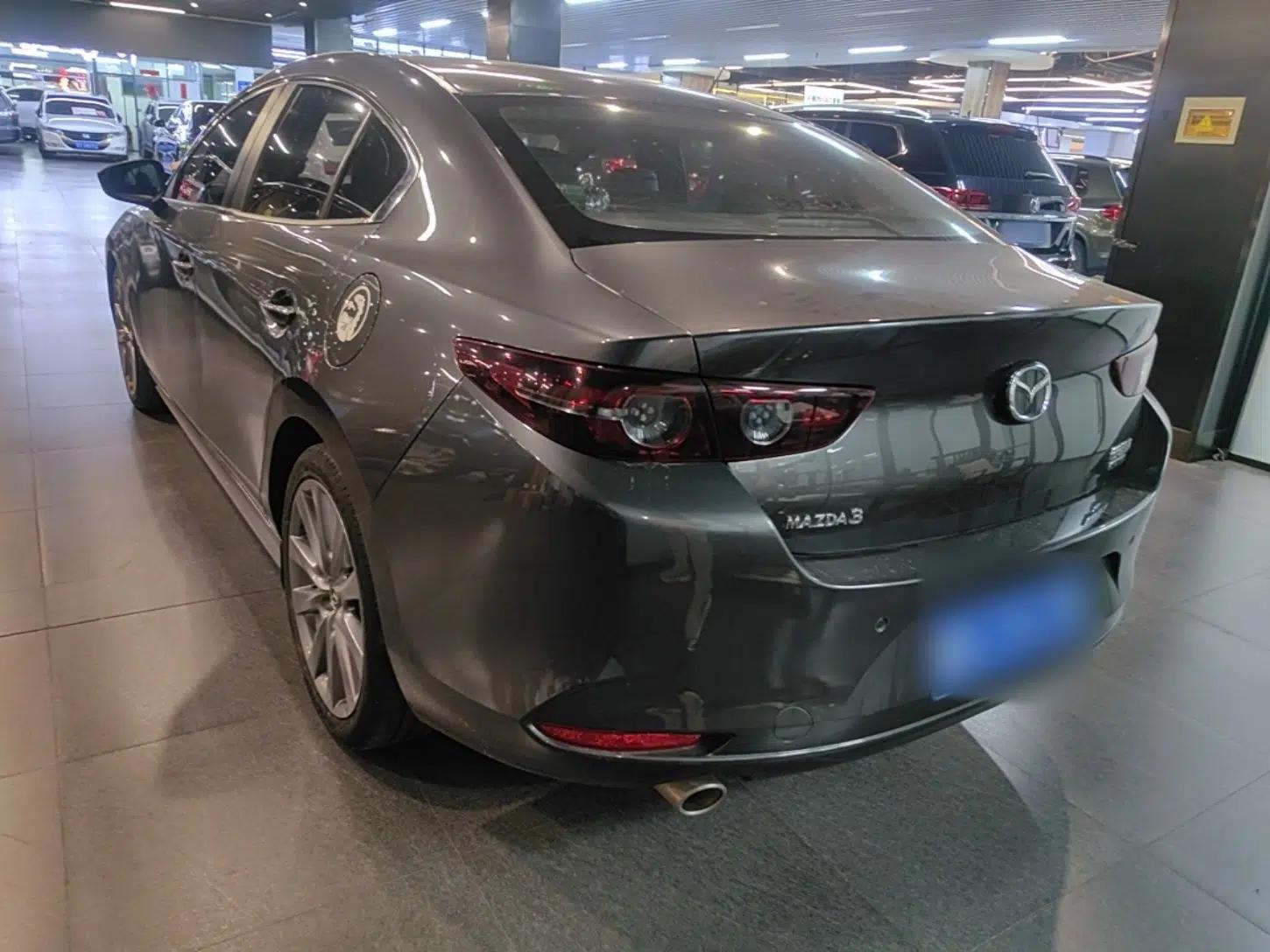 Mazda 3 Axela 2021 2.0L Automatic Zhiya Edition — миниатюра 4