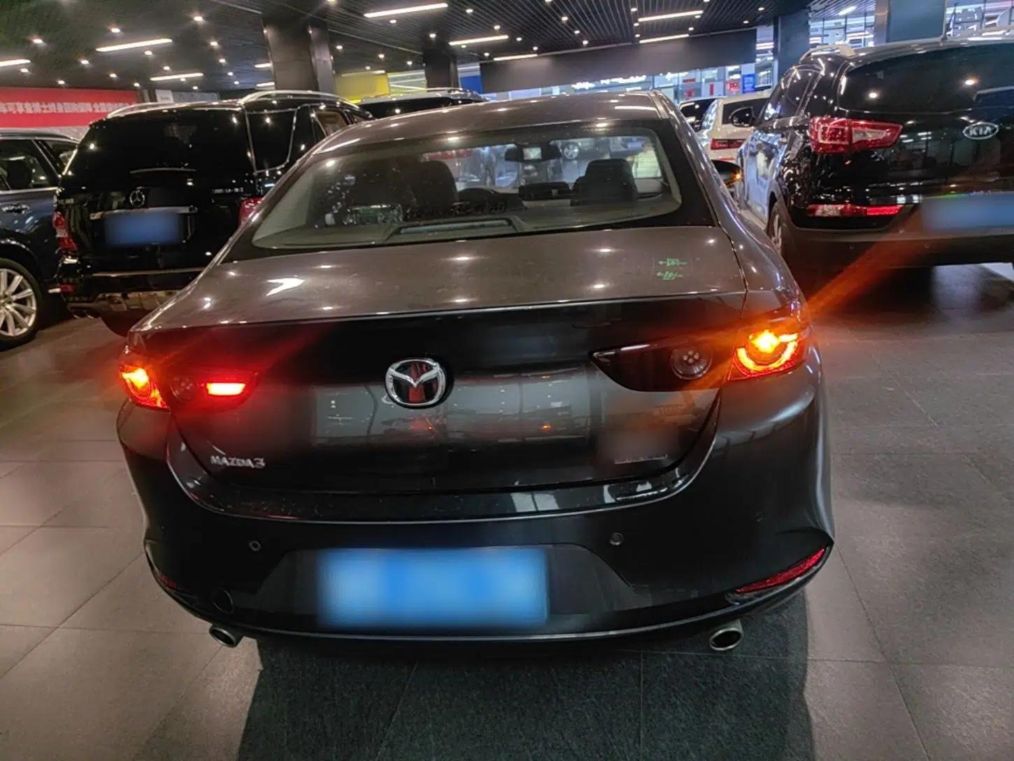 Mazda 3 Axela 2021 2.0L Automatic Zhiya Edition — миниатюра 5
