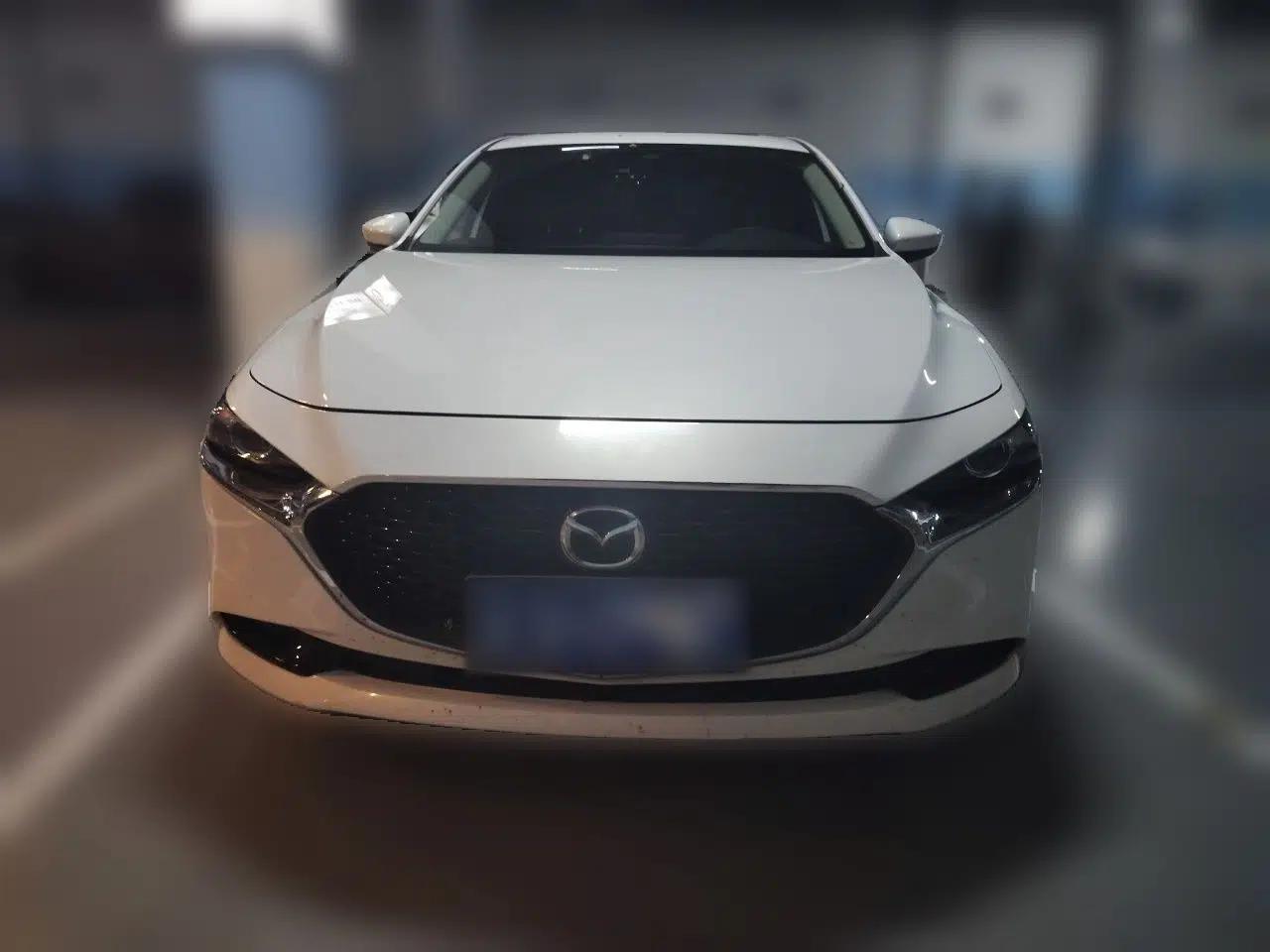Mazda 3 Axela 2021 2.0L Automatic Zhi Rui Edition — миниатюра 2