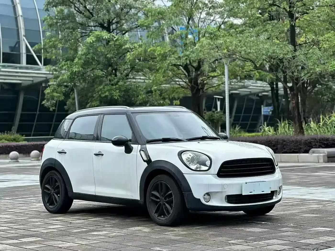 MINI COUNTRYMAN 2013 1.6T COOPER ALL4 Excitement — миниатюра 3