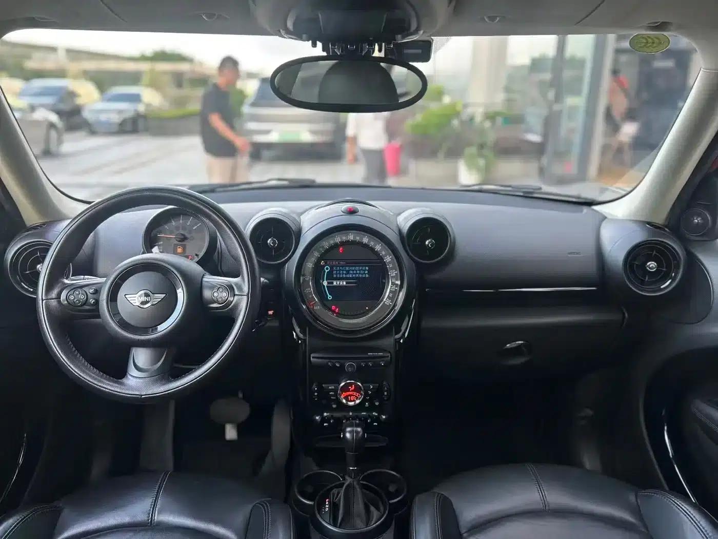 MINI COUNTRYMAN 2014 1.6T COOPER ALL4 Excitement — миниатюра 12