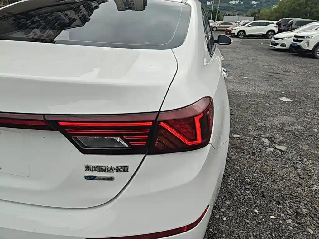 Kia K3 2019 1.5L CVT Smart Connected Edition — миниатюра 8