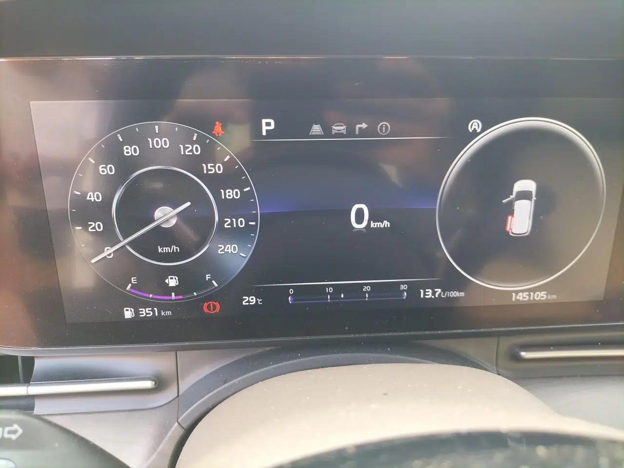 Kia Carnival 2021 2.0T Luxury Edition — миниатюра 11