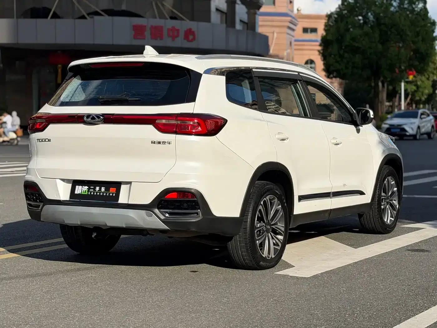 Chery Tiggo 8 2018 1.5TCI Automatic Luxury 5-seater — миниатюра 13