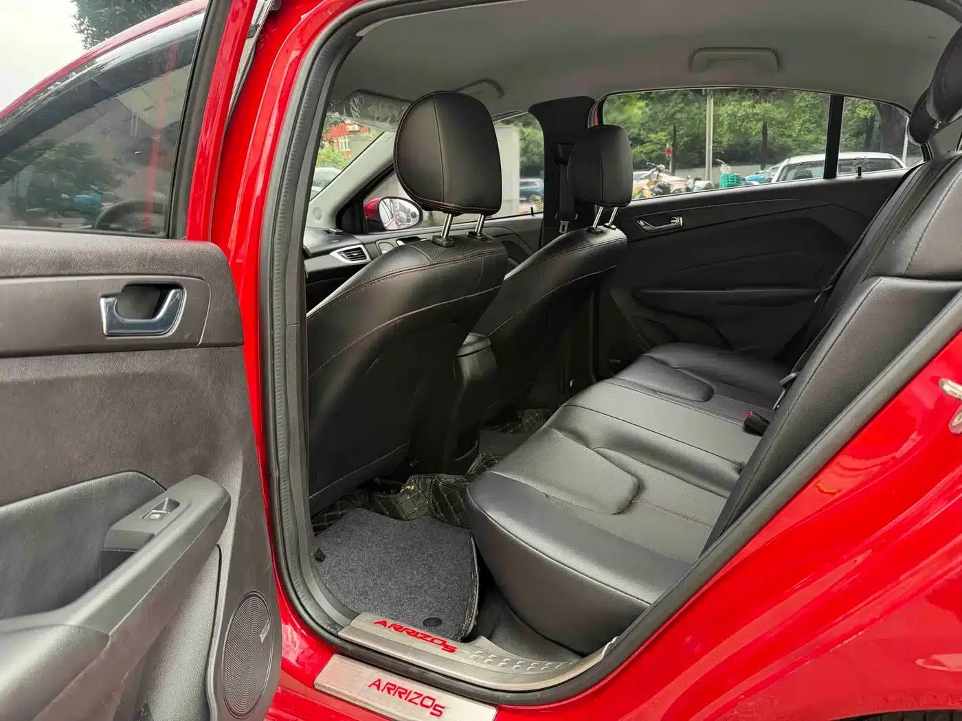 Chery Arrizo 5 2016 1.5L CVT Trendsetter Edition — миниатюра 6