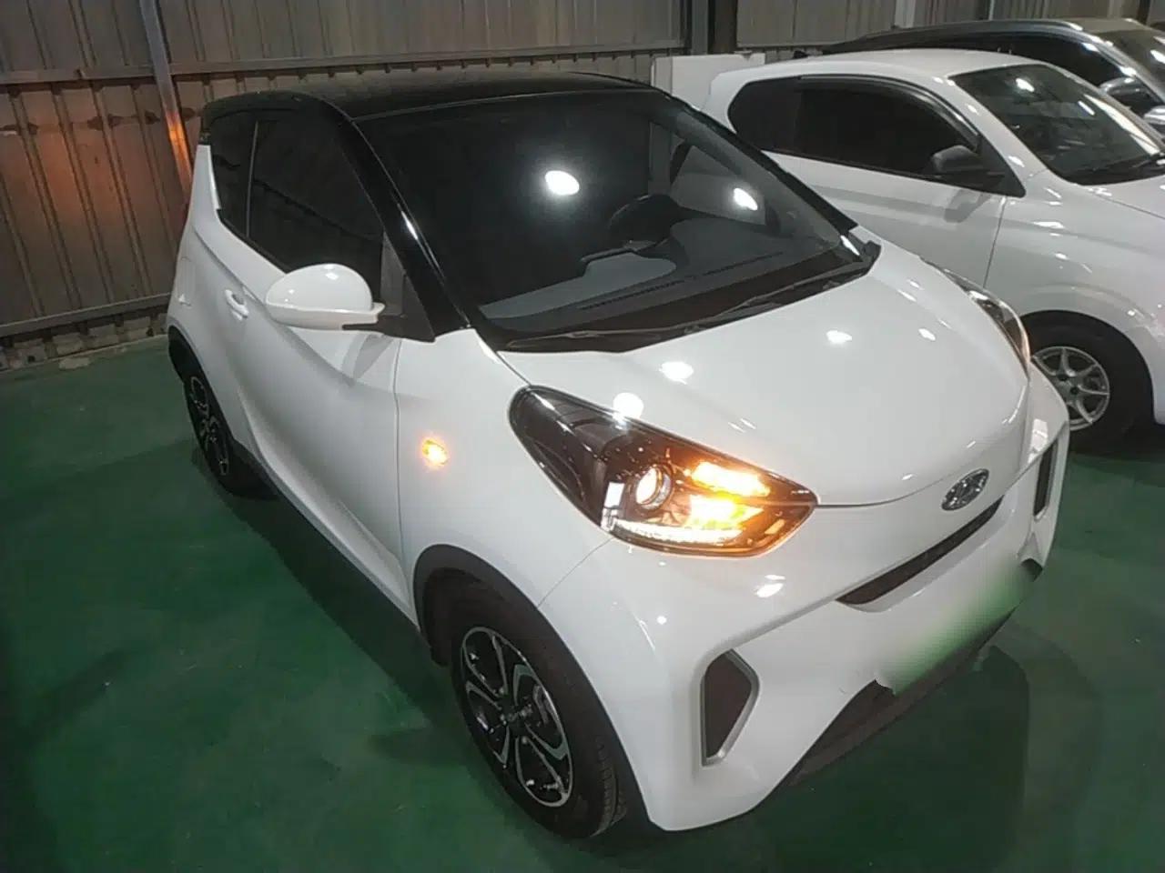 Chery QQ Little Ant 2019 4-Seater Smart Edition 35 kWh — миниатюра 3
