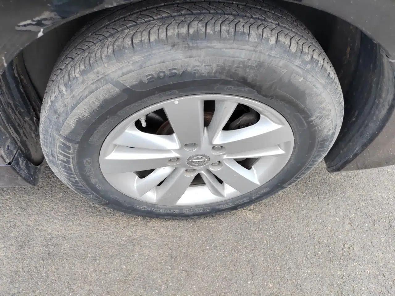 Nissan Teana 2012 2.0L XL Smart Enjoyment Version — миниатюра 8