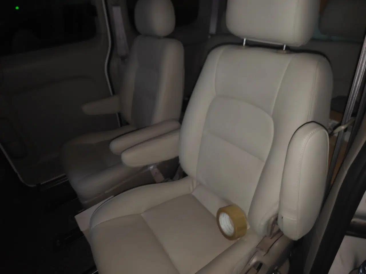Nissan NV200 2016 1.6L CVT Luxury Model — миниатюра 17