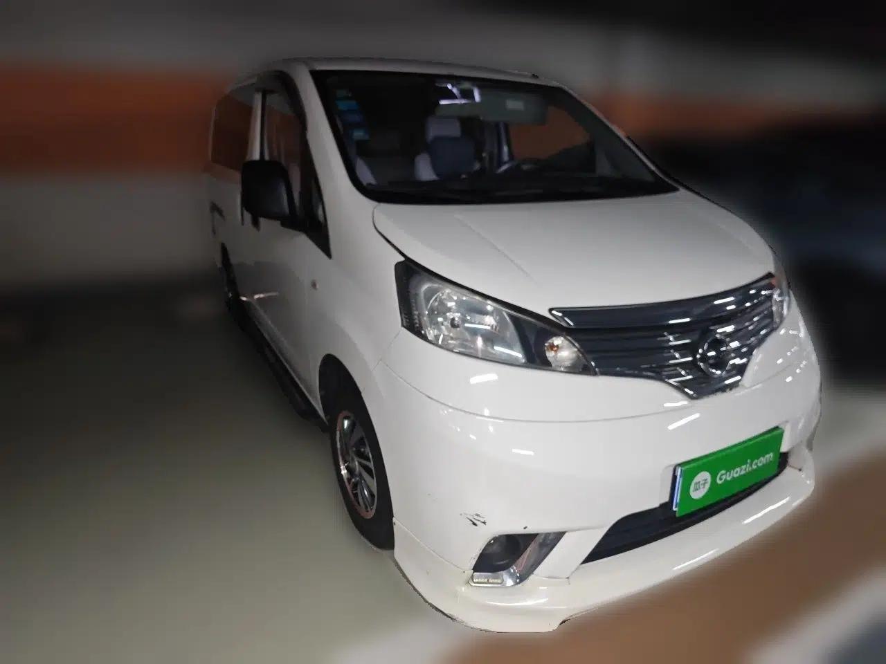 Nissan NV200 2016 1.6L CVT Luxury Model — миниатюра 3