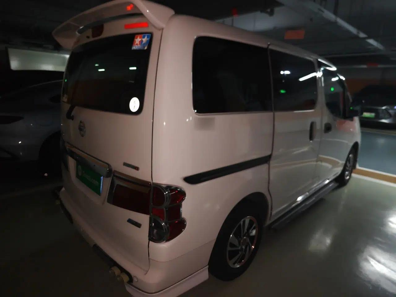 Nissan NV200 2016 1.6L CVT Luxury Model — миниатюра 6