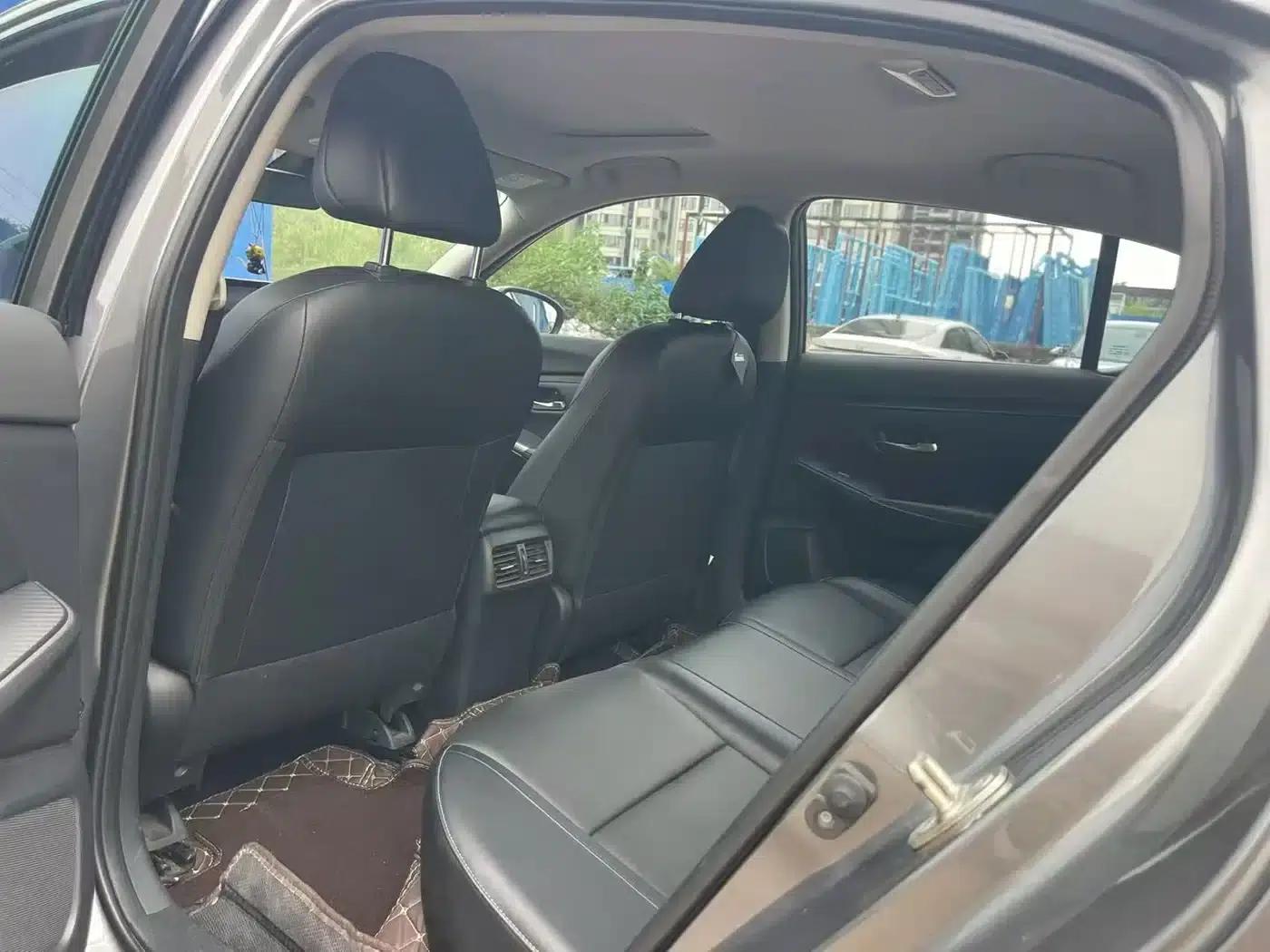 Nissan Sylphy 2021 1.6L XL CVT Enjoy Edition — миниатюра 9