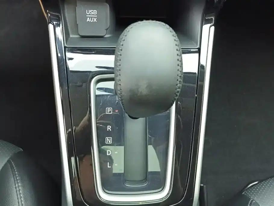 Nissan Sylphy 2016 1.6XV CVT Smart Edition — миниатюра 16