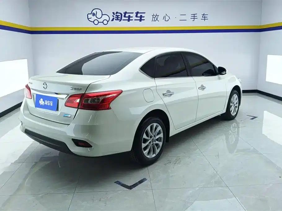 Nissan Sylphy 2016 1.6XV CVT Smart Edition — миниатюра 3