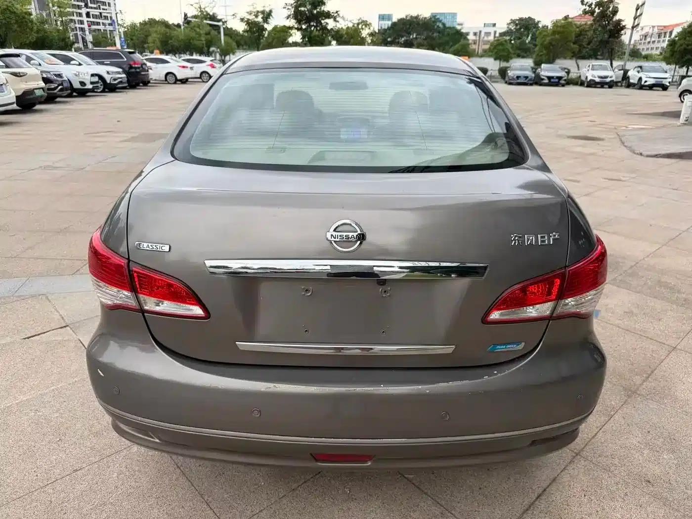 Nissan Sylphy 2016 Classic 1.6XE Manual Leading Edition — миниатюра 3