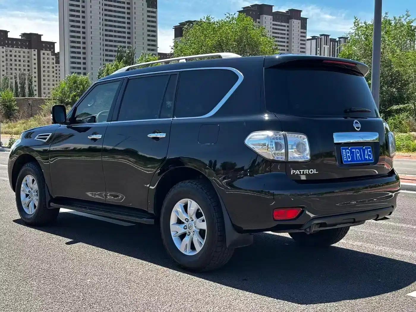Nissan Patrol 2014 5.6L LE — миниатюра 7