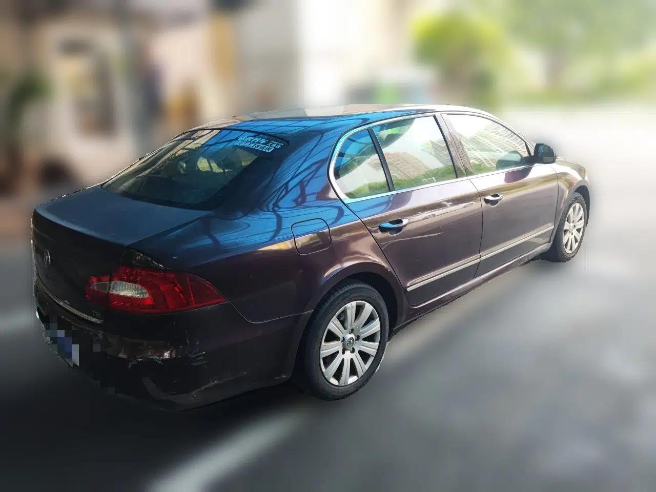 Skoda Superb 2012 1.8TSI Automatic Elegant Edition — миниатюра 6
