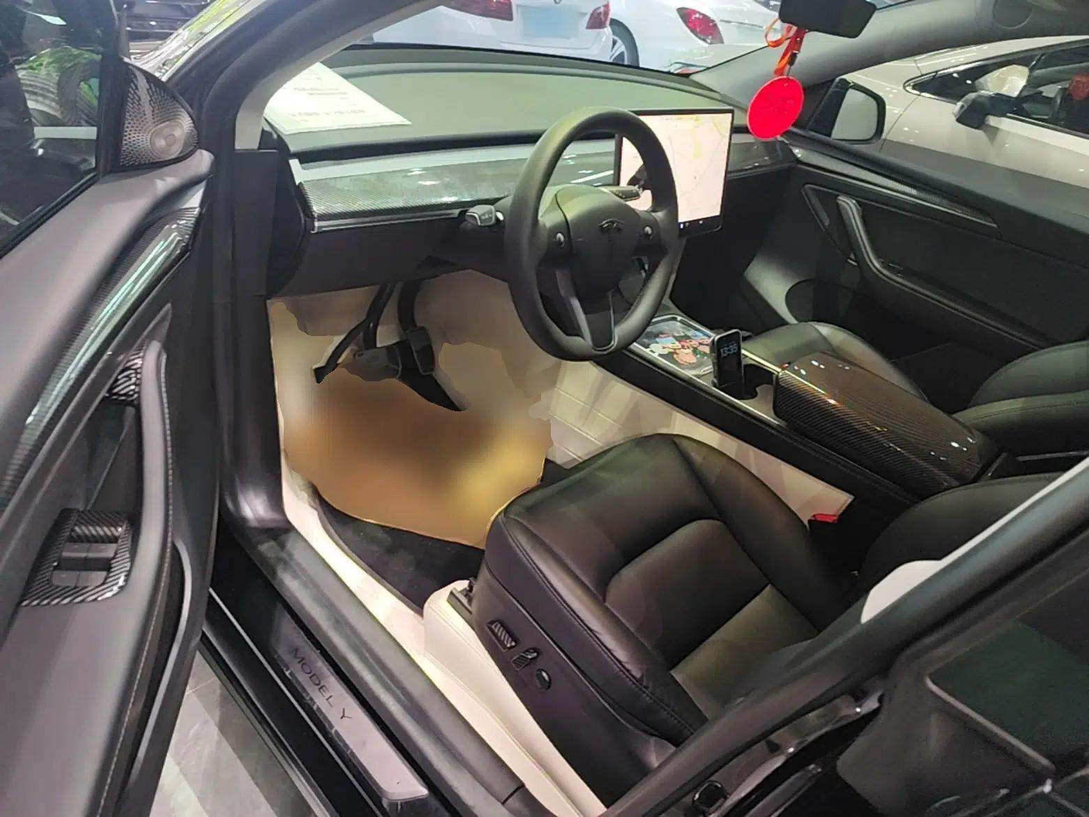 Tesla Model Y 2022 Rear-Wheel-Drive Version — миниатюра 18