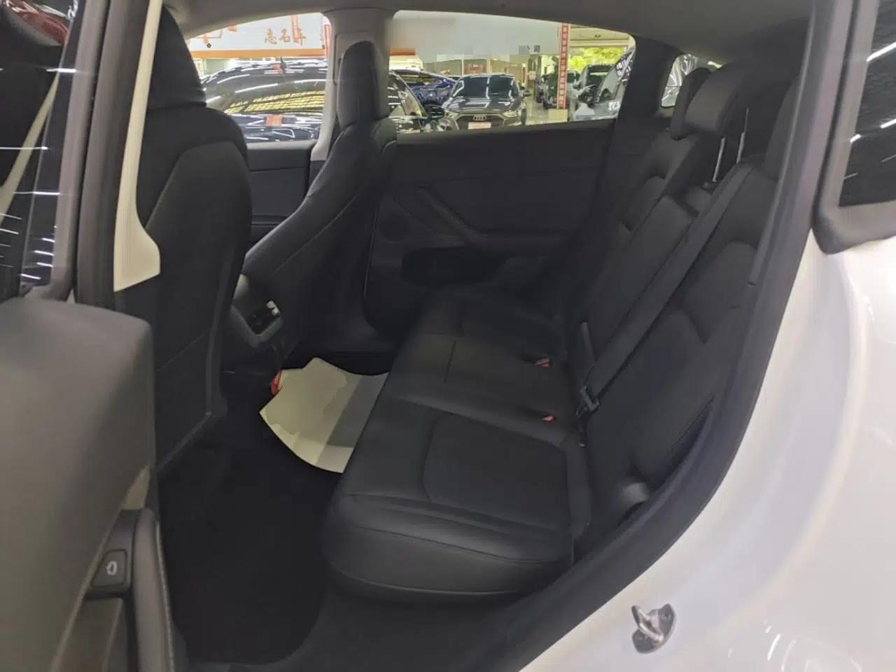 Tesla Model Y 2021 Standard Range Rear-Wheel Drive Version — миниатюра 20