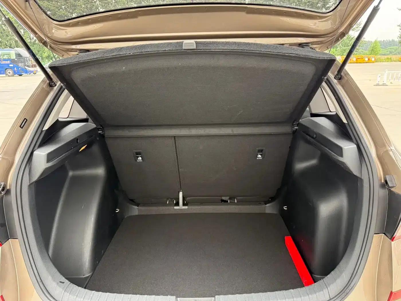Kamiq 2023 1.5L Automatic Comfort Edition — миниатюра 11