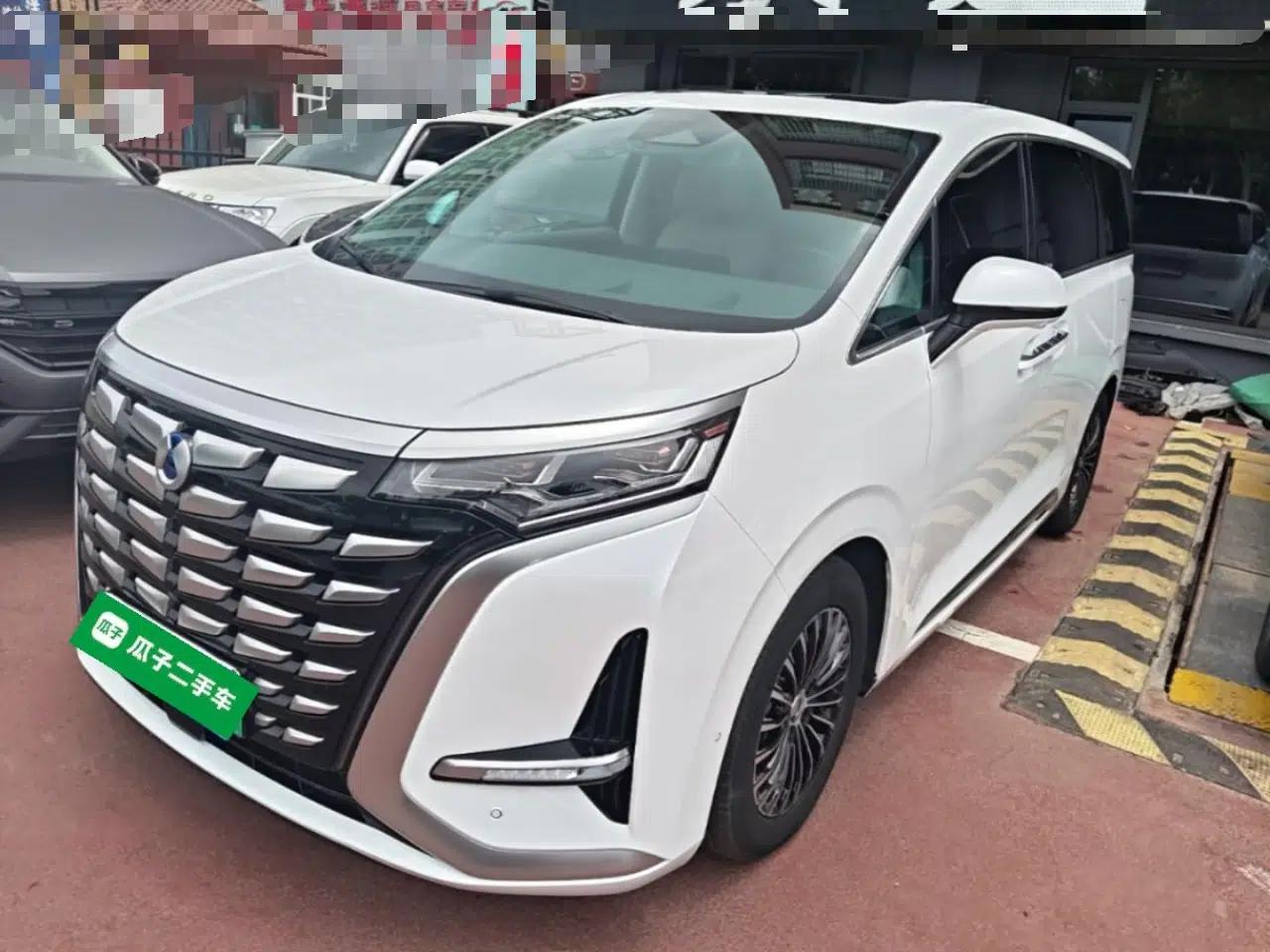 Denza D9 2022 DM-i 970 Four-Wheel Drive Flagship Model — миниатюра 1