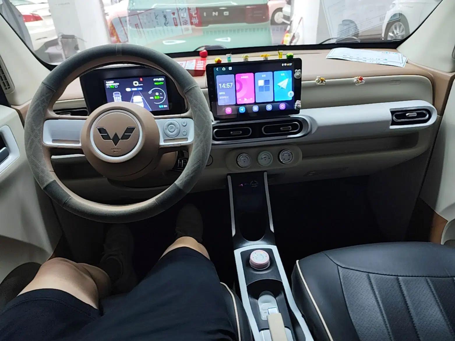 Wuling Hongguang MINIEV 2024 3rd Generation 215km Youth Edition — миниатюра 12