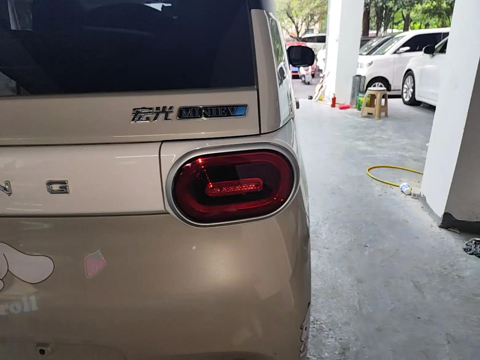Wuling Hongguang MINIEV 2024 3rd Generation 215km Youth Edition — миниатюра 9
