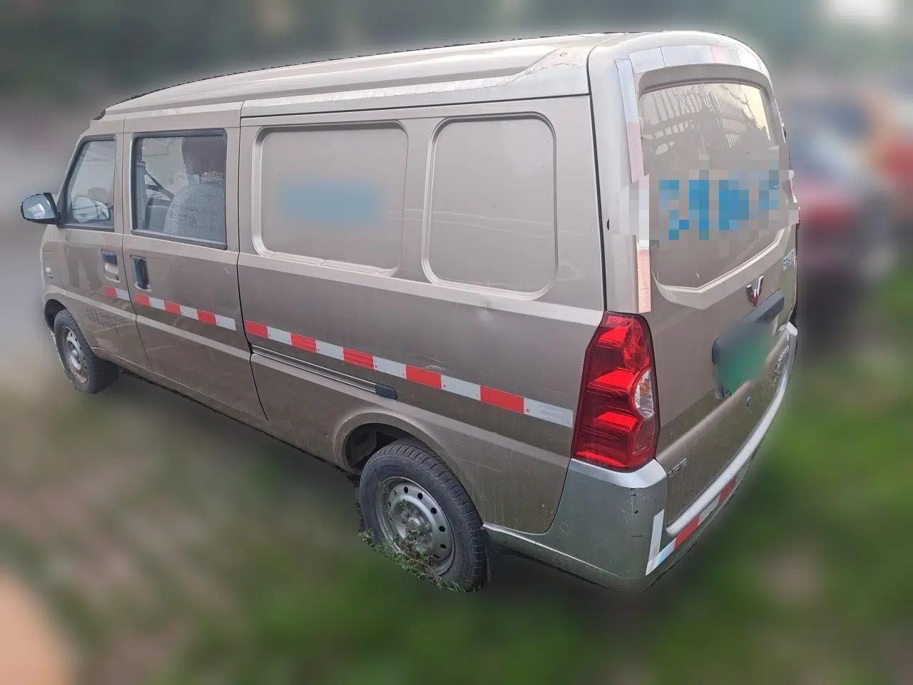 Wuling Rongguang — миниатюра 4
